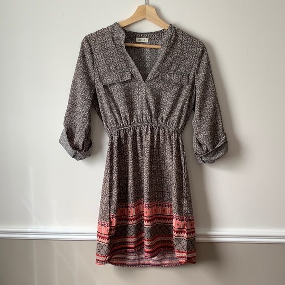 Lightweight 3/4 Sleeve Women’s Dress - Picture 1 of 3